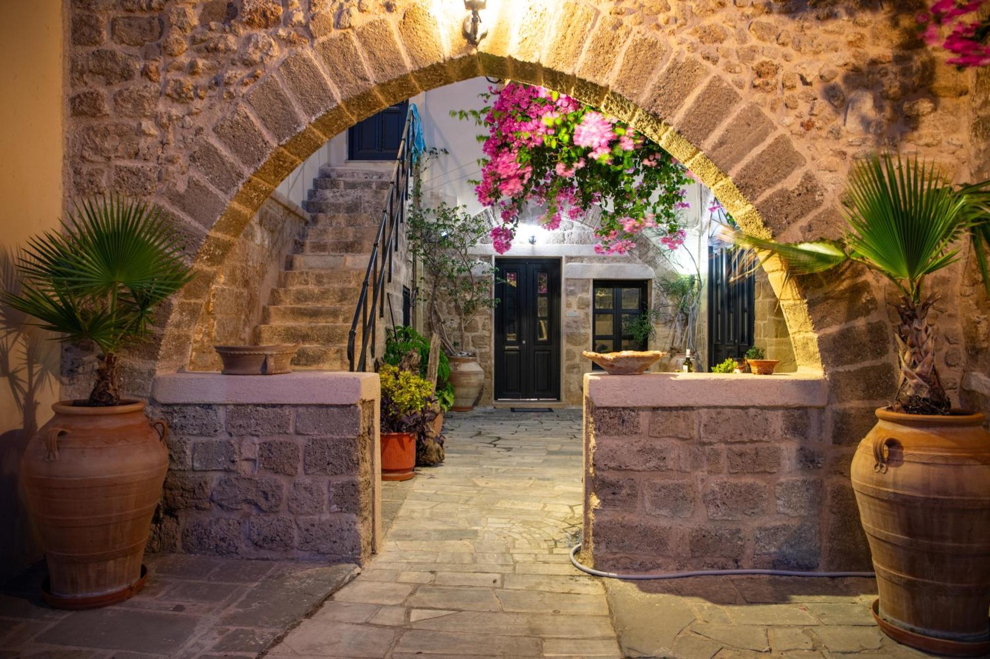 The Old Town House Leilighet Rhodes City Eksteriør bilde